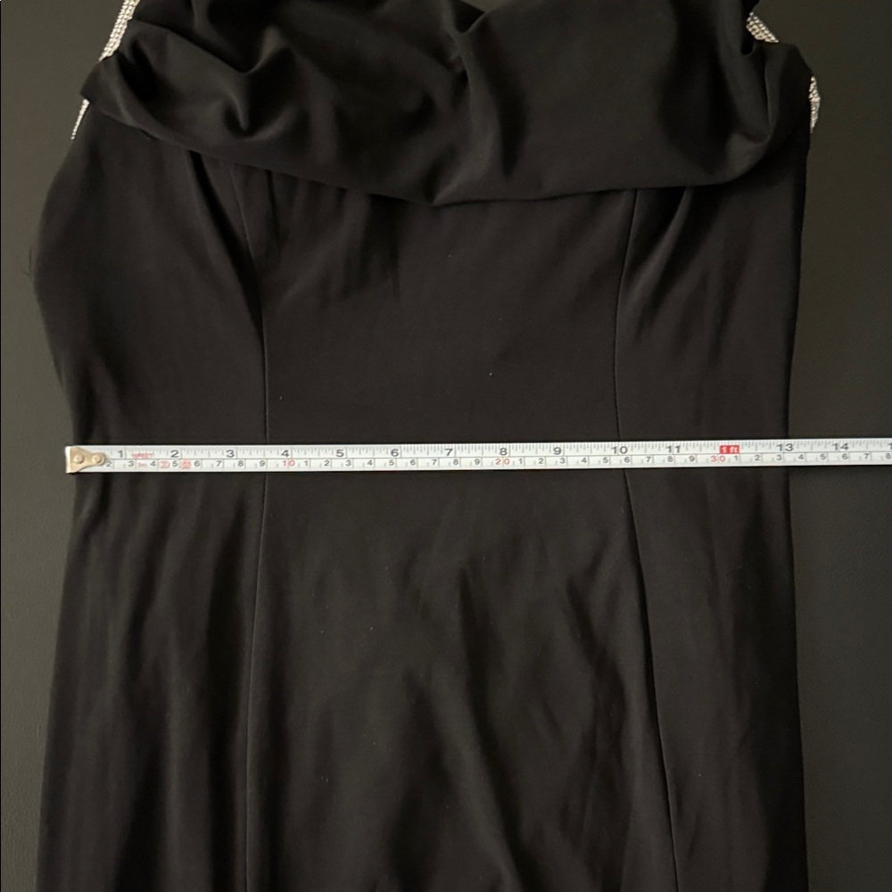 Morgan & Co. Black Floor-Length Formal Gown Size 7 - Picture 9 of 9